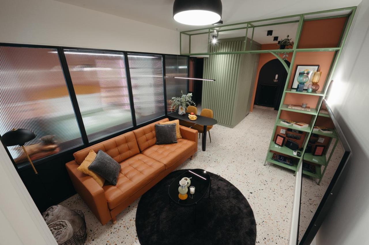 Retrowaves Apartment Thessaloníki Ngoại thất bức ảnh