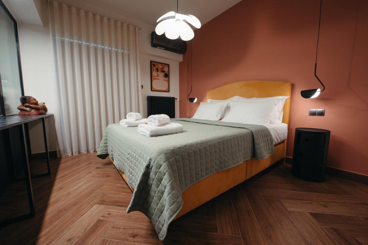 Retrowaves Apartment Thessaloníki Ngoại thất bức ảnh